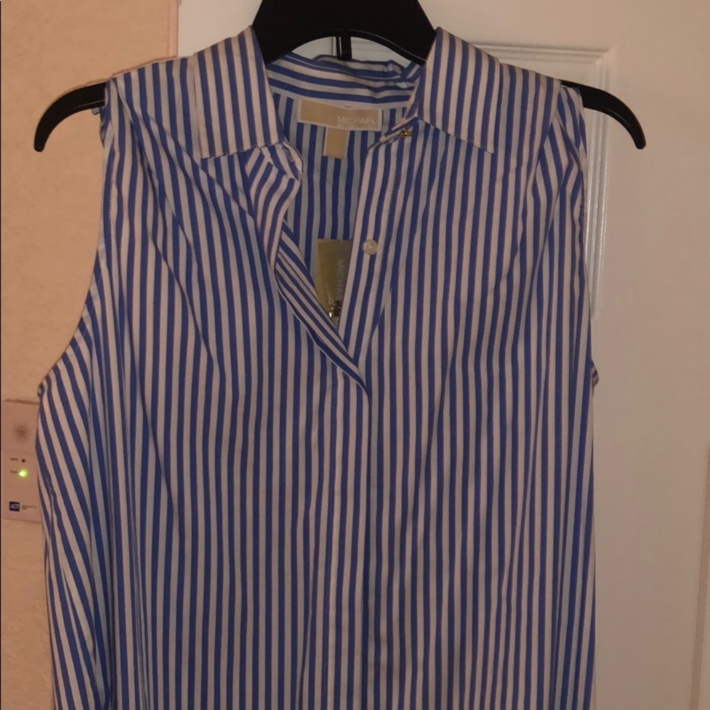 Never worn Michael Kohrs top